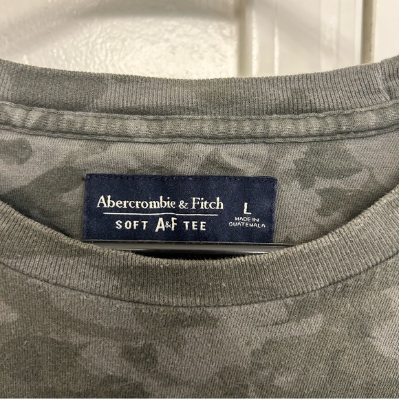 Abercrombie & Fitch Men’s Long Sleeve Camo Tee Olive Green Size Large Super Soft - Picture 3 of 7